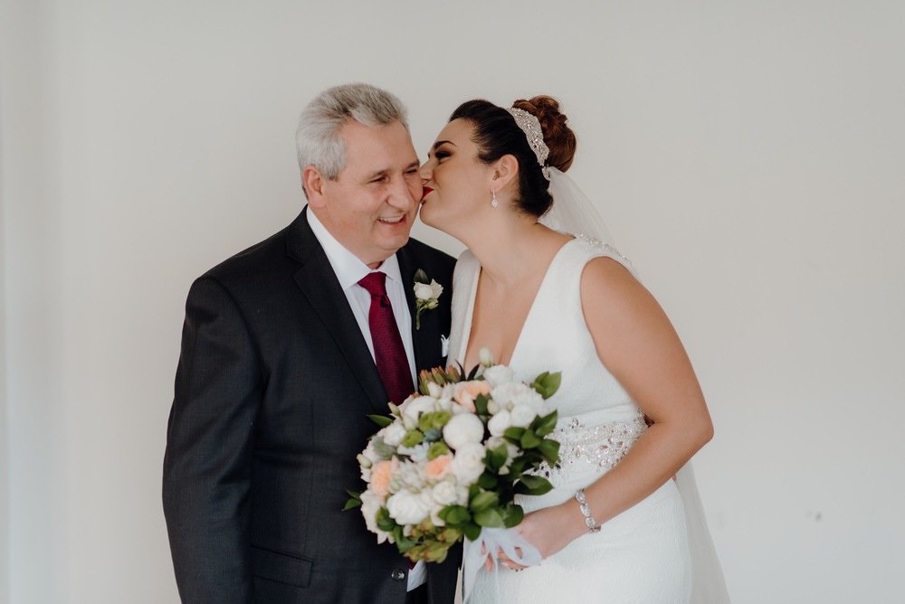 Overnewton Castle Wedding Photos Overnewton Castle Receptions Wedding Photographer Photography 013