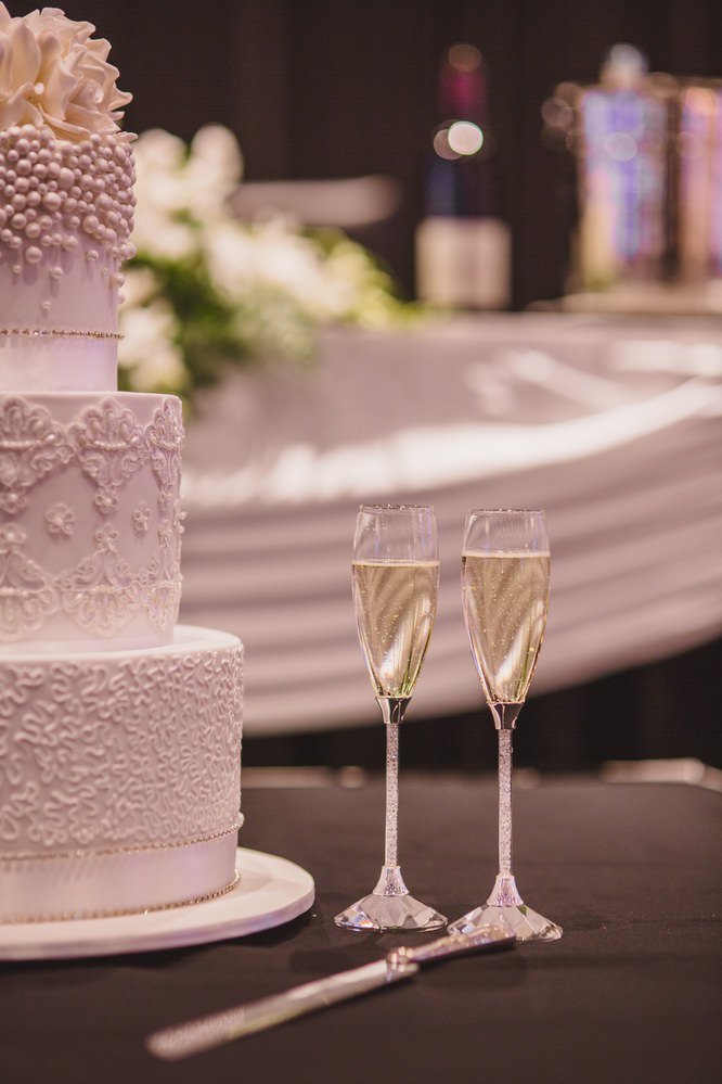 Lakeside Receptions Wedding Photos Lakeside Convention Centre Wedding Photographer Wedding Photography Package Melbourne 141130 064