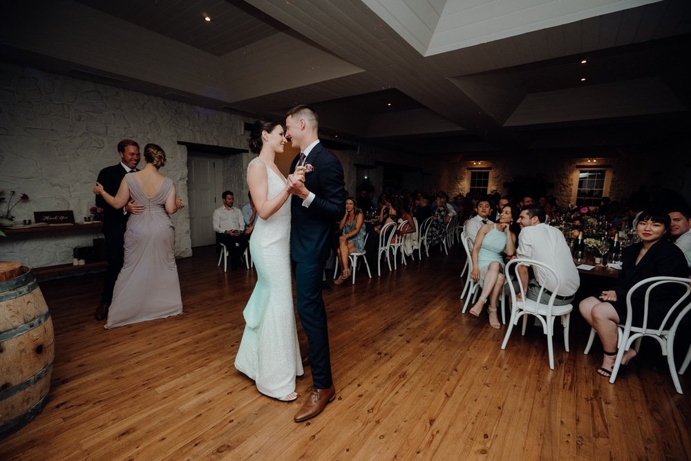 Emu Bottom Homestead Wedding Photos Emu Bottom Homestead Receptions Wedding Photographer Photography 086