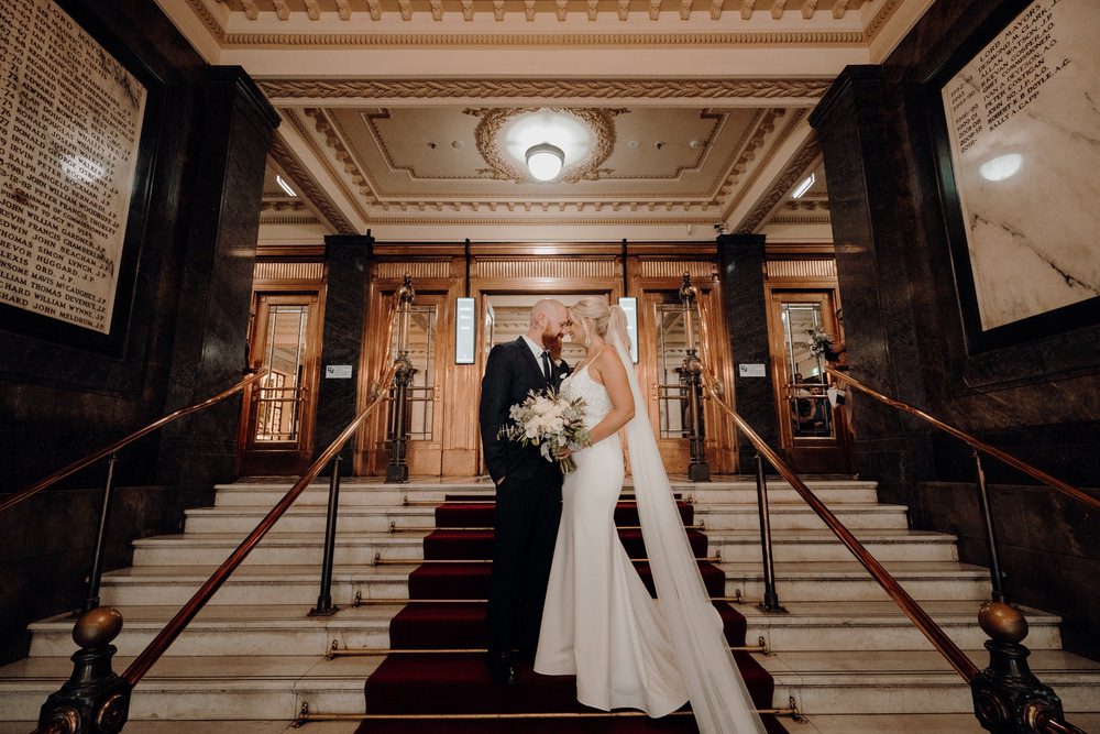 Melbourne Town Hall Wedding Photos Melbourne Town Hall Receptions Wedding Photographer Photography 191208 061