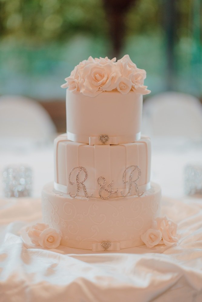 Roselyn Court Wedding Photos Roselyn Court Receptions Wedding Photographer Wedding Photography Package Melbourne 160404 039