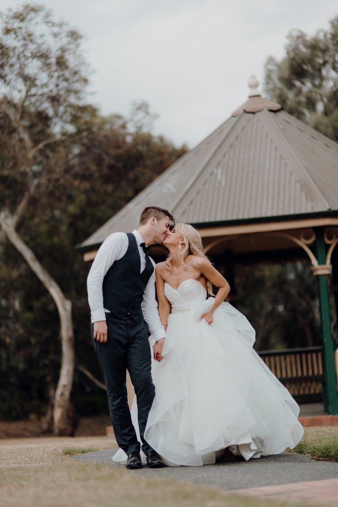 amora-hotel-wedding-photos-amora-hotel-receptions-wedding-photographer-wedding-photography-package-melbourne-151219-060 Amora Hotel Wedding Photos Amora Hotel Receptions Wedding Photographer Wedding Photography Package Melbourne 151219 060