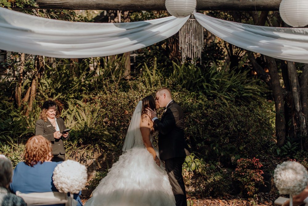 Chateau Wyuna Wedding Photos Chateau Wyuna Receptions Wedding Photographer Wedding Photography Package Melbourne 160404 020