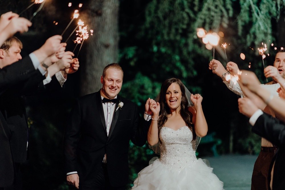 Chateau Wyuna Wedding Photos Chateau Wyuna Receptions Wedding Photographer Wedding Photography Package Melbourne 160404 042