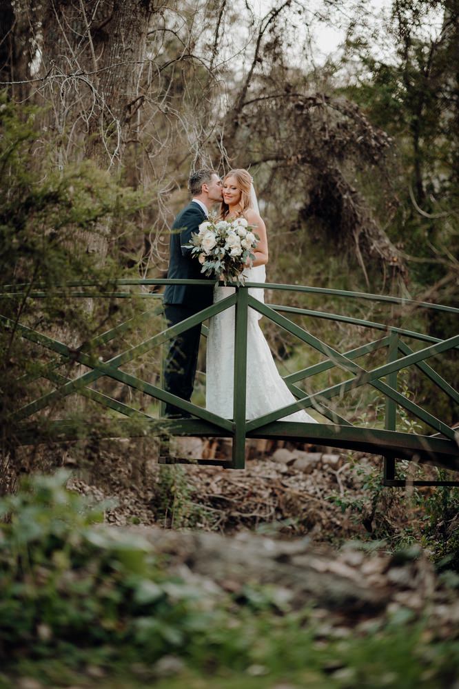 Chateau Wyuna Wedding Photos Chateau Wyuna Wedding Photographer Wedding Photography Package Melbourne 210430 047