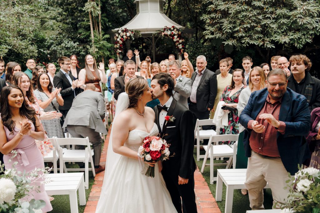 YH5BAEAAAAALAAAAAABAAEAAAIBRAA7