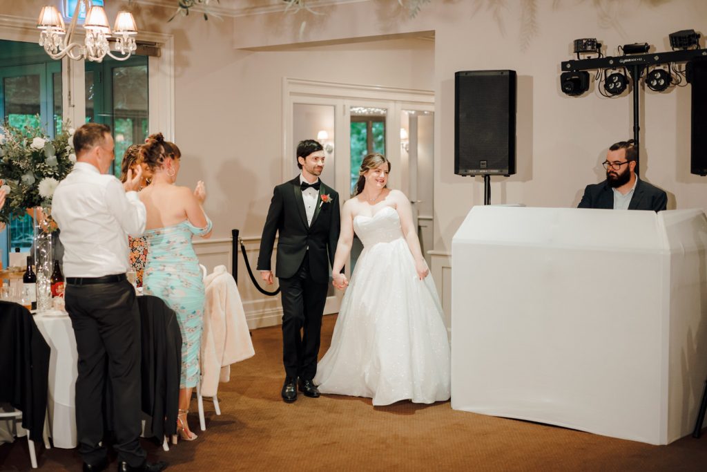 YH5BAEAAAAALAAAAAABAAEAAAIBRAA7